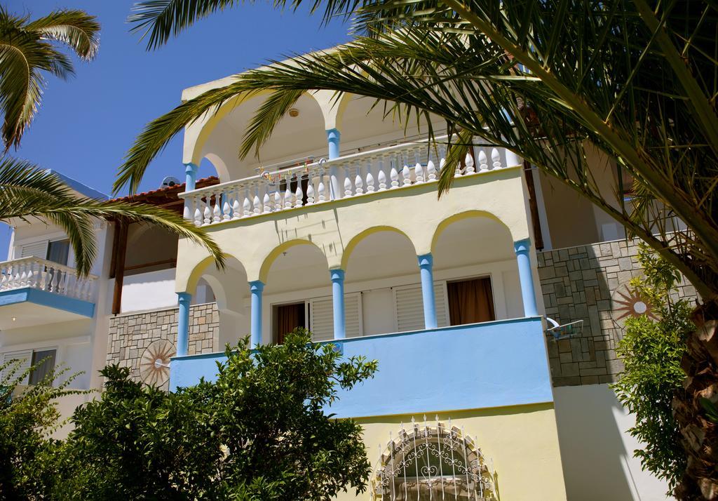 דירות טורוני Haus Risos Next Generation מראה חיצוני תמונה